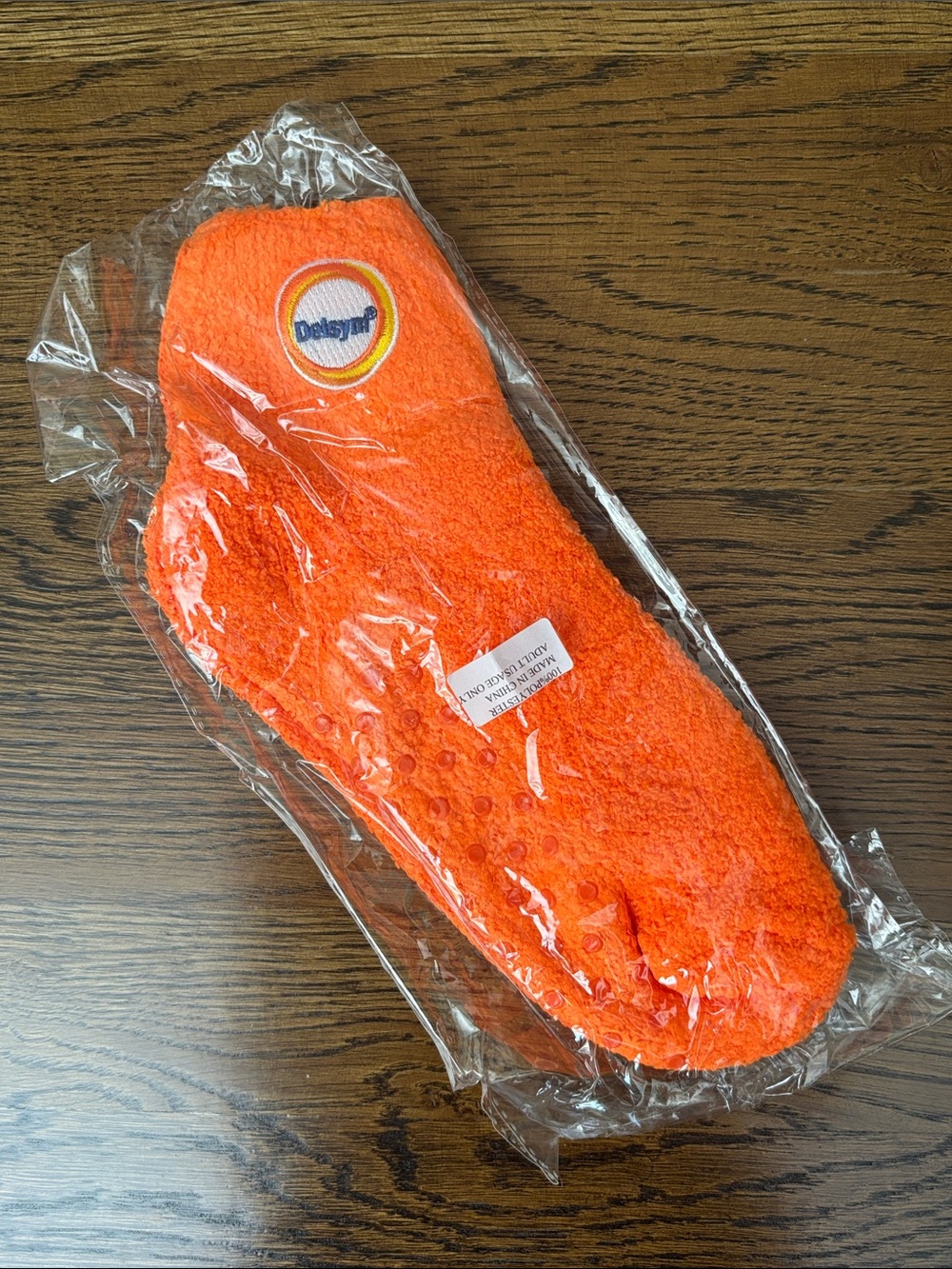 DELSYM SOCKS, Bottom Grips, NWT